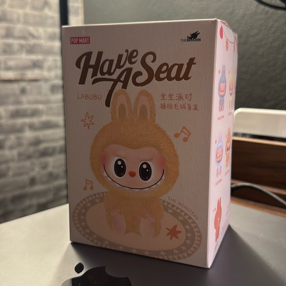 NIB- Pop Mart *Authentic* PopNow Have A Seat Labubu - Ququ - Picture 5 of 6
